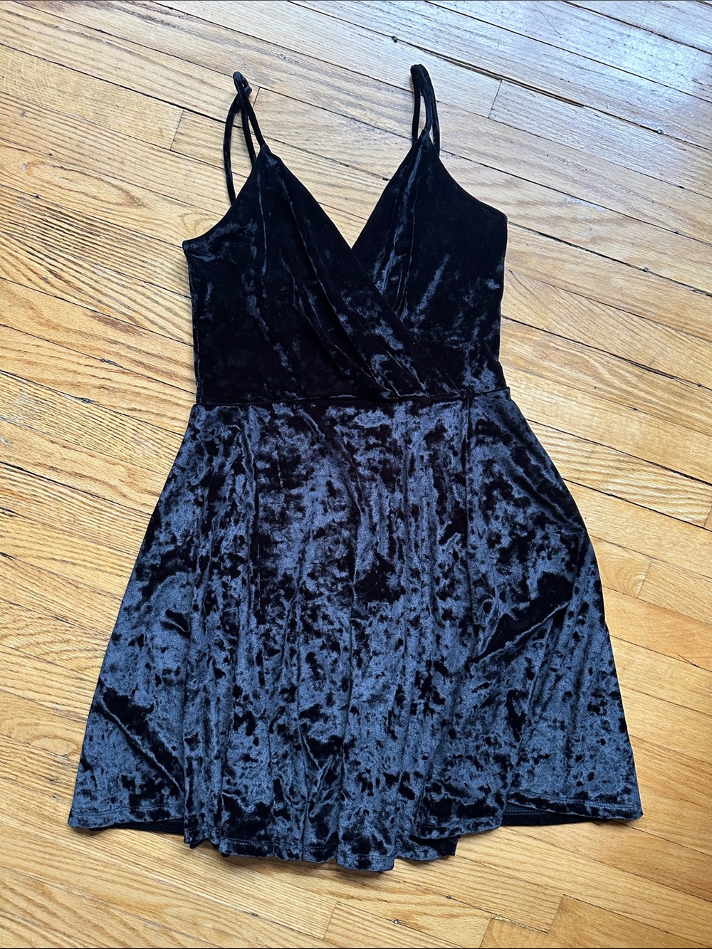Black Crushed Velvet V-Neck Spaghetti Strap Dress